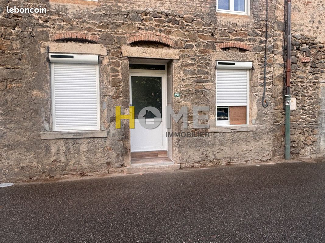 Appartement 2 pièces 33 m² · à Saint-Pierre-de-Boeuf · 33 m² · 450 €
