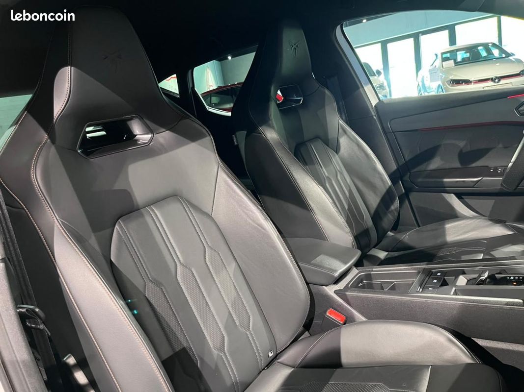 CUPRA LEON 2.0 TSI 300 VZ DSG7 MALUS INCLUS Volant Supersport Beats Audio Caméra (image 5)