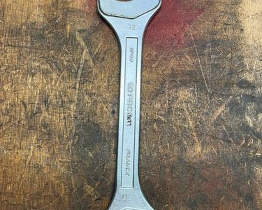 Facom 45.30 Clé à Fourche Extra-Robuste 30 Mm - Gros Efforts Pour Chantiers Et Industries Lourdes