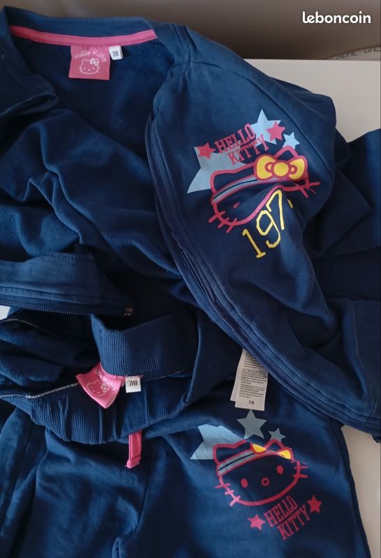Ensemble veste et pantalon . 7/8 ans . Hello Kitty. Coton bleu et imprimé . Très bon état (image 17)