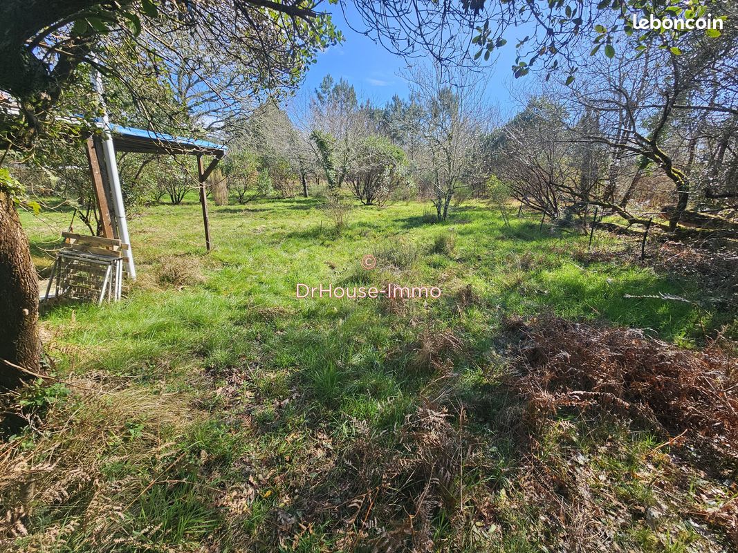 Terrain 5009 m² · à Gastes · 5 009 m² · 250 000 €