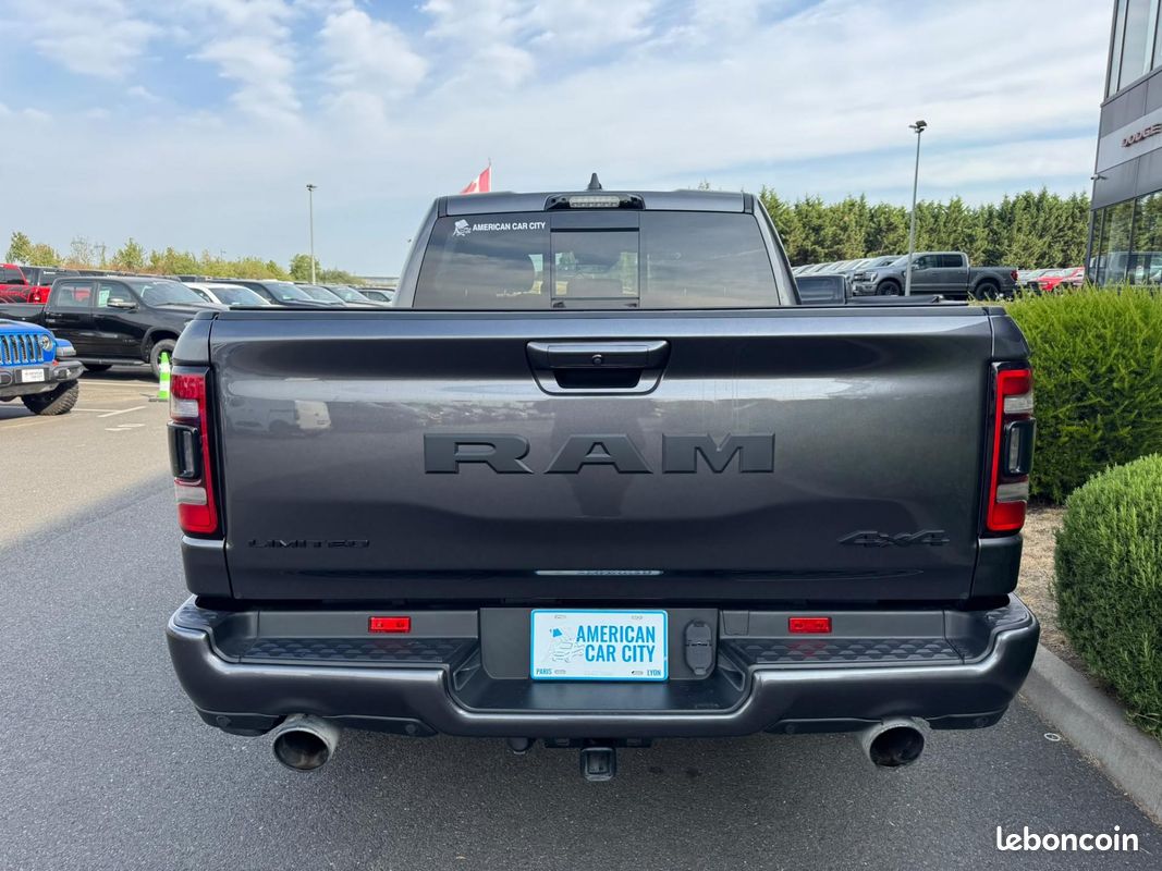 Dodge ram 1500 crew limited night edition (image 4)