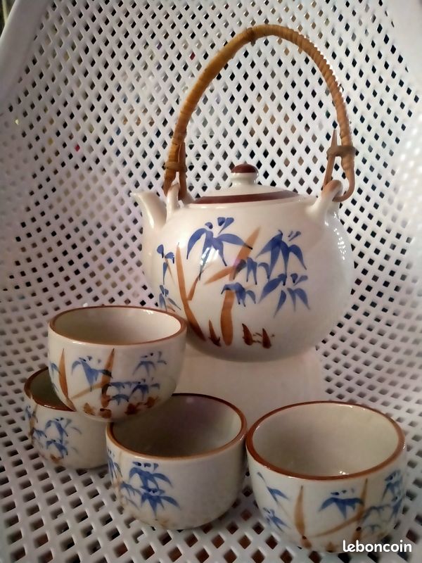 Service à thé vintage (image 1)