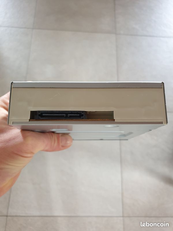 Kit tour PC HP avec carte mère MSI, processeur Intel et son ventirad, lecteur DVD, 4 barrettes de Ram DDR3 et alimentation 450w (image 6)