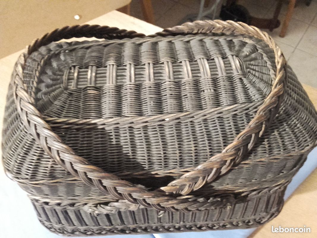 Panier ancien en (Sac à main de la fermière vers 1900 - Main Image
