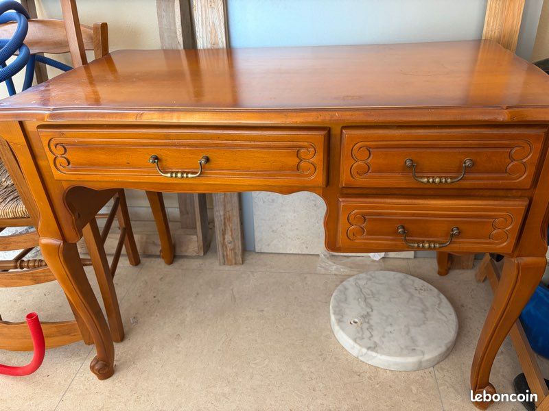 Bureau en merisier-style Louis XV-3 tiroirs (image 1)