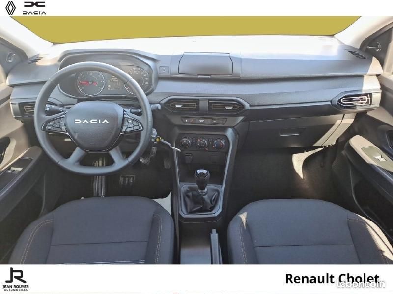 Dacia Sandero 1.0 TCe 90ch Stepway Essential -24 (image 5)