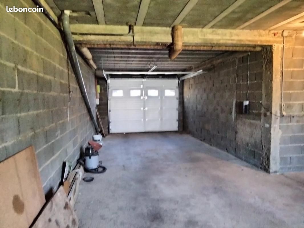 Maison 6 pièces 140 m² - Neuville-de-Poitou 86170 (image principale 15)