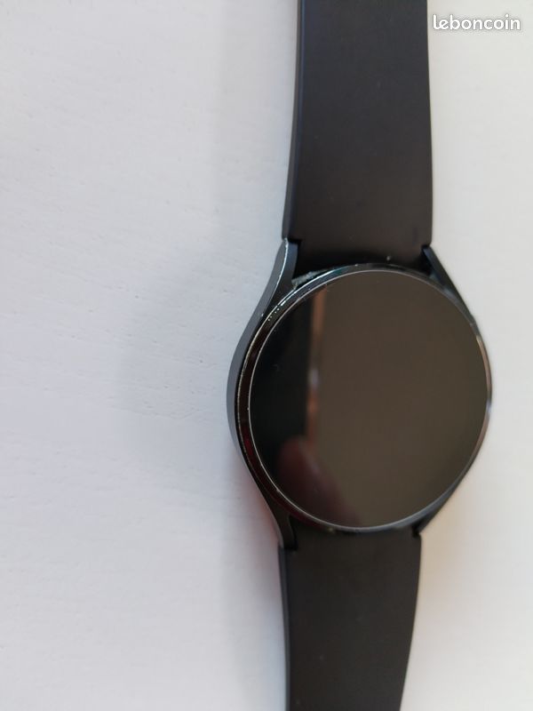 Montre Samsung galaxy watch 4 SM-R860NZKAXEF BON ETAT NOIRE bluetooth 40mm (image 6)