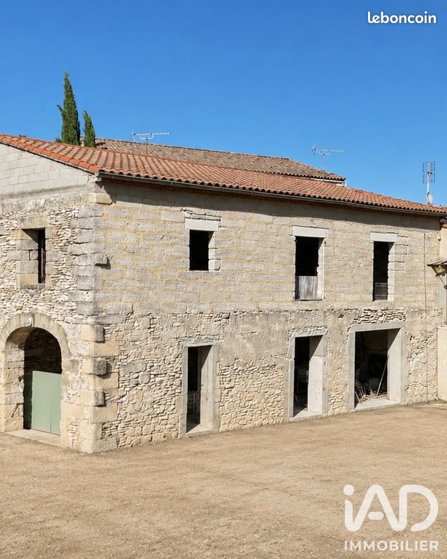 Maison 5 pièces 165 m² · à Saint-Maximin · 165 m² · 298 000 €
