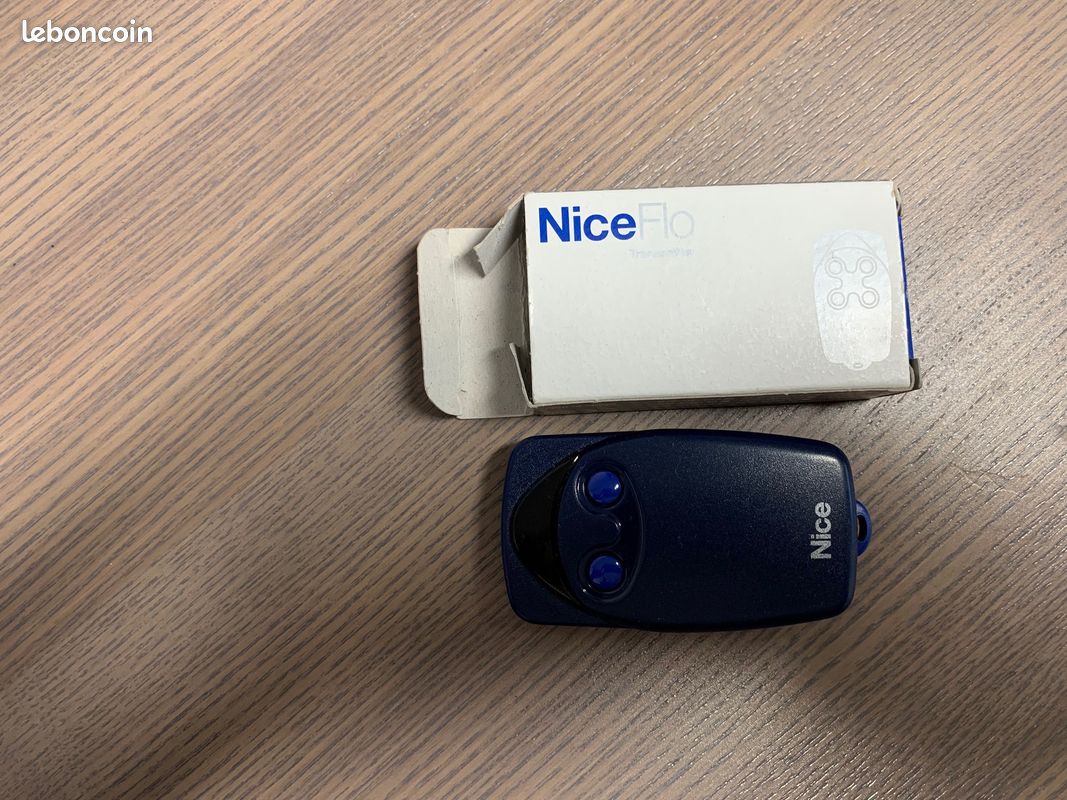 Telecommande nice flo 2 en 433.92 mhz 2 boutons comme neuve (image 3)
