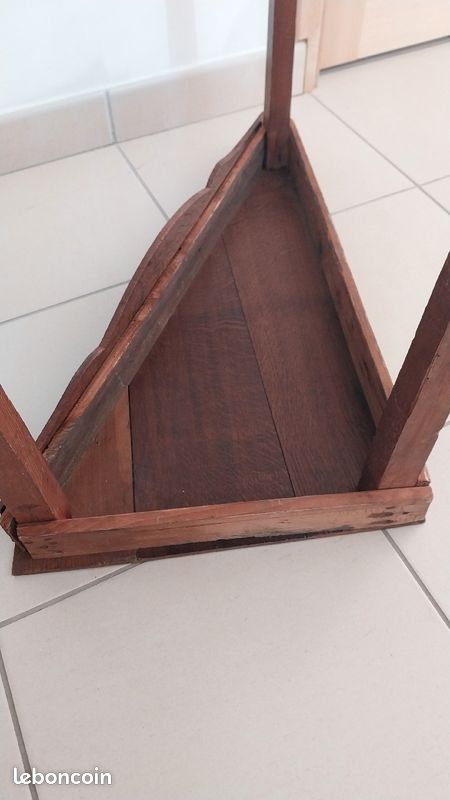 Étagère d'angle unique en son genre (image 5)