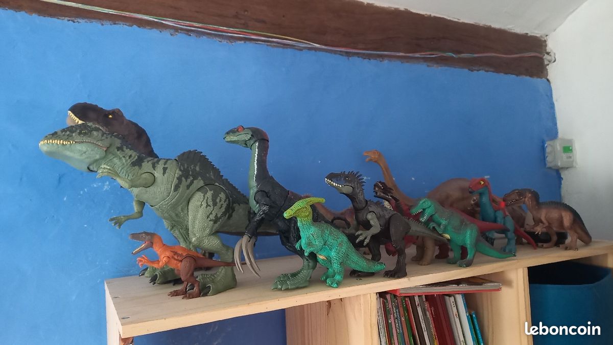 Vend dinosaures jurassic world ou schleich (image 1)