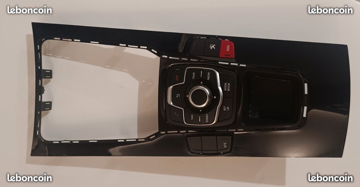 Garniture Arrière De Console Centrale Pour Peugeot 5008 2.0 HDi 163 7 Places - Occasion
