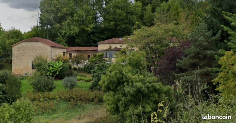 Maison 7 pièces 220 m²