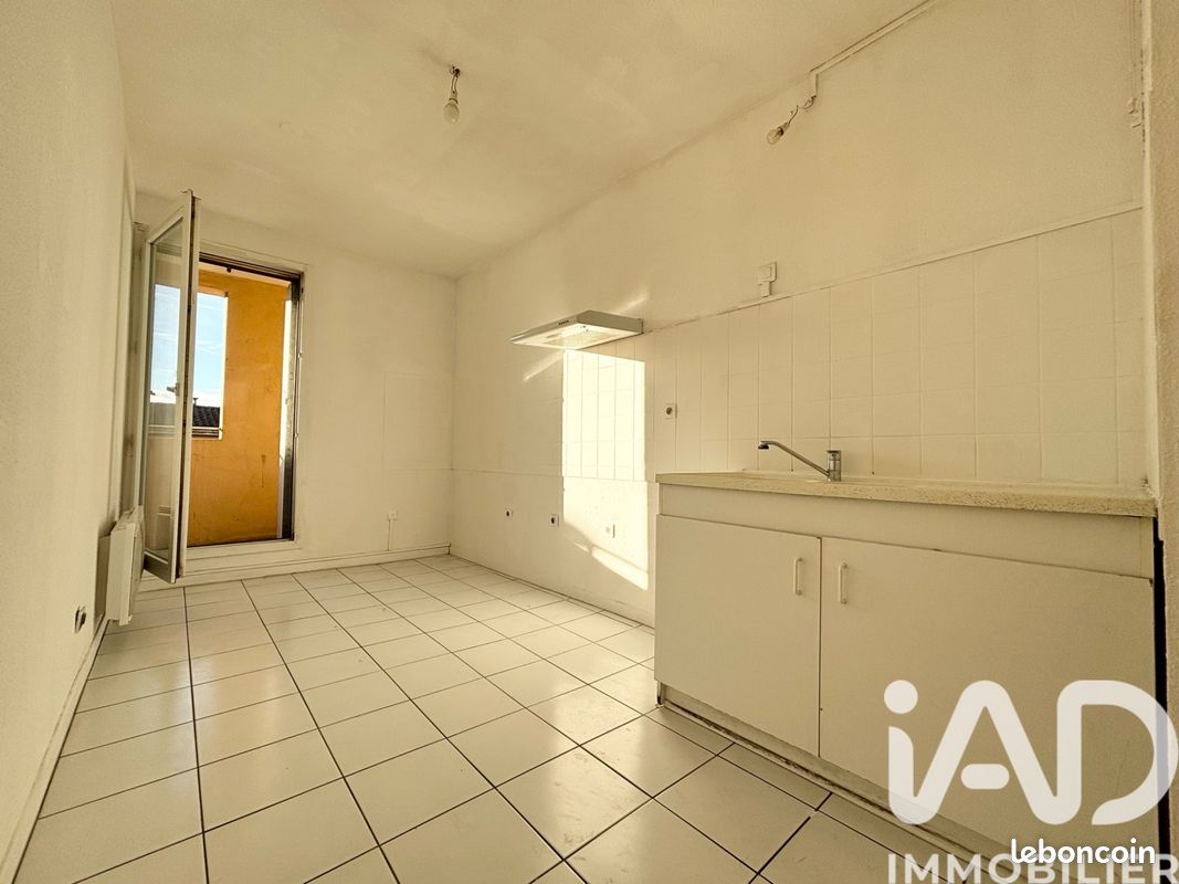 Appartement 4 pièces 64 m² (image 3)