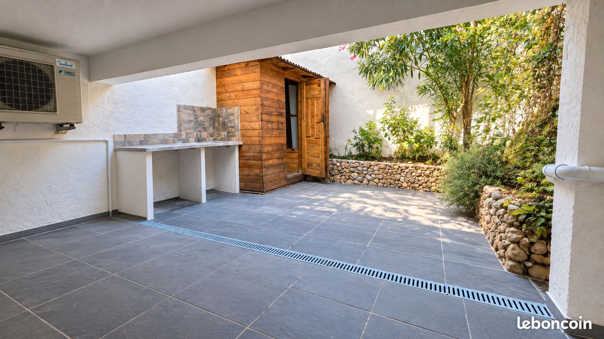 Maison 5 pièces 121 m² · à Rougiers · 121 m² · 232 000 €