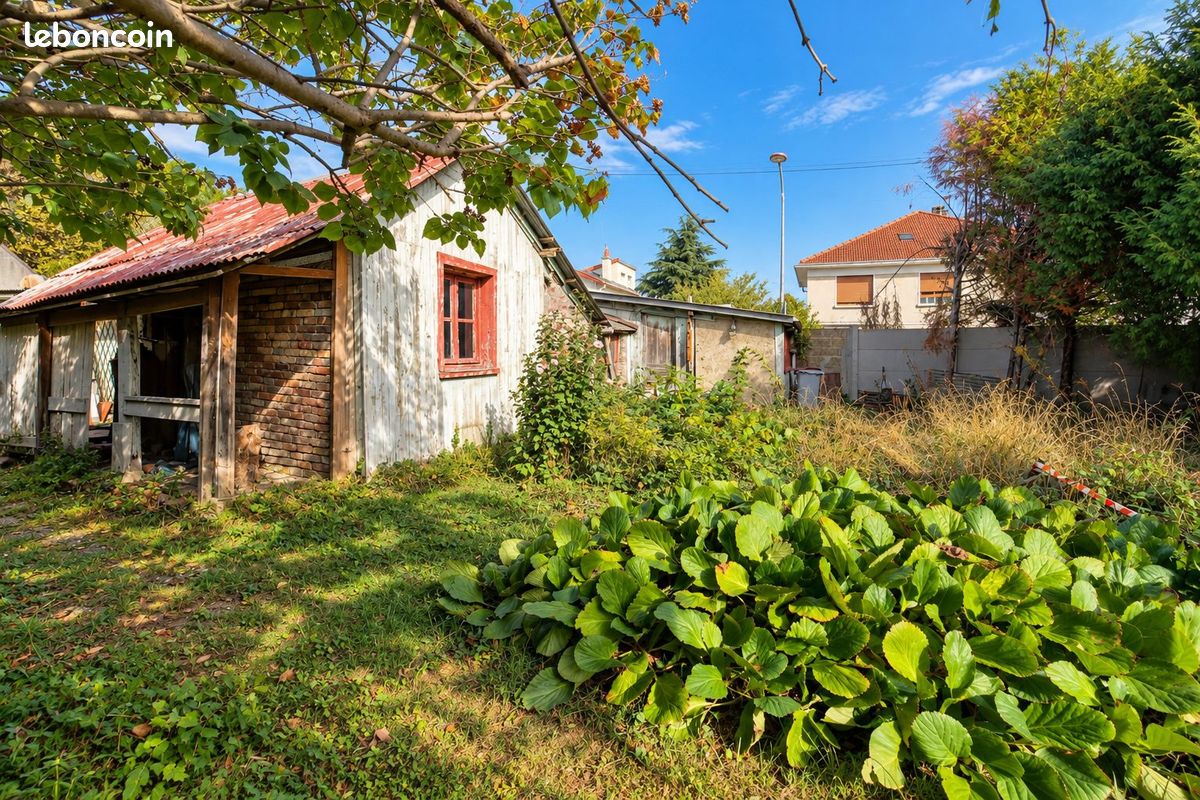 Terrain 263 m² · à Livry-Gargan · 263 m² · 180 000 €