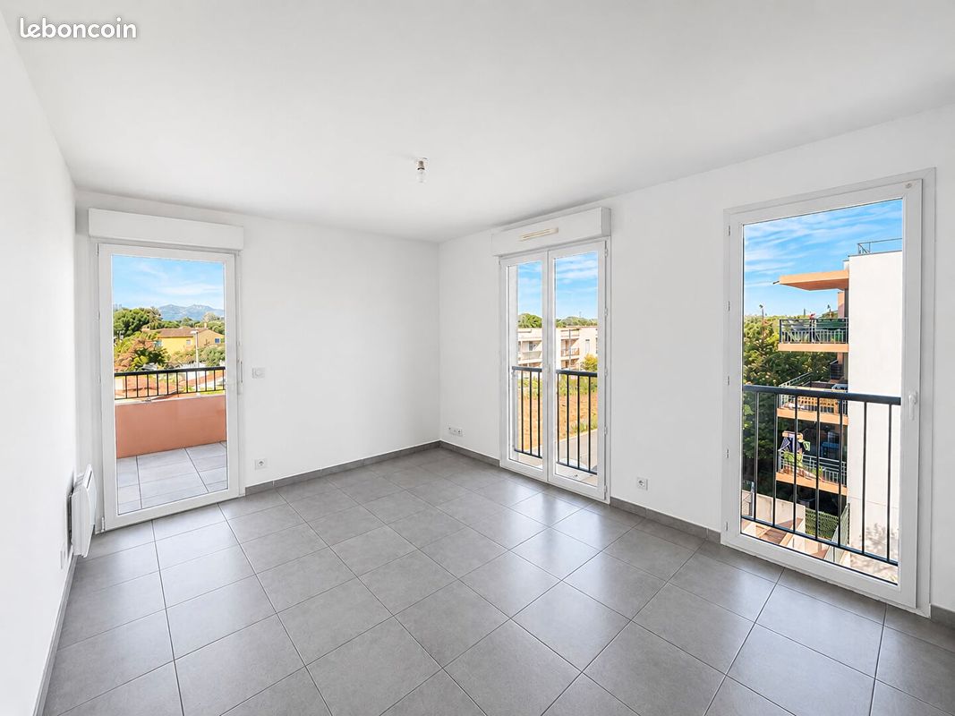 Appartement 2 pièces 42 m² · à Fréjus · 42 m² · 185 000 €