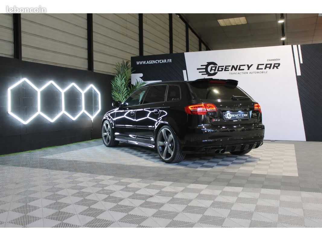 AUDI RS3 SPORTBACK Quattro 2.5 TFSI - 340 / Ligne Sport / Bose / Entretien (image 4)