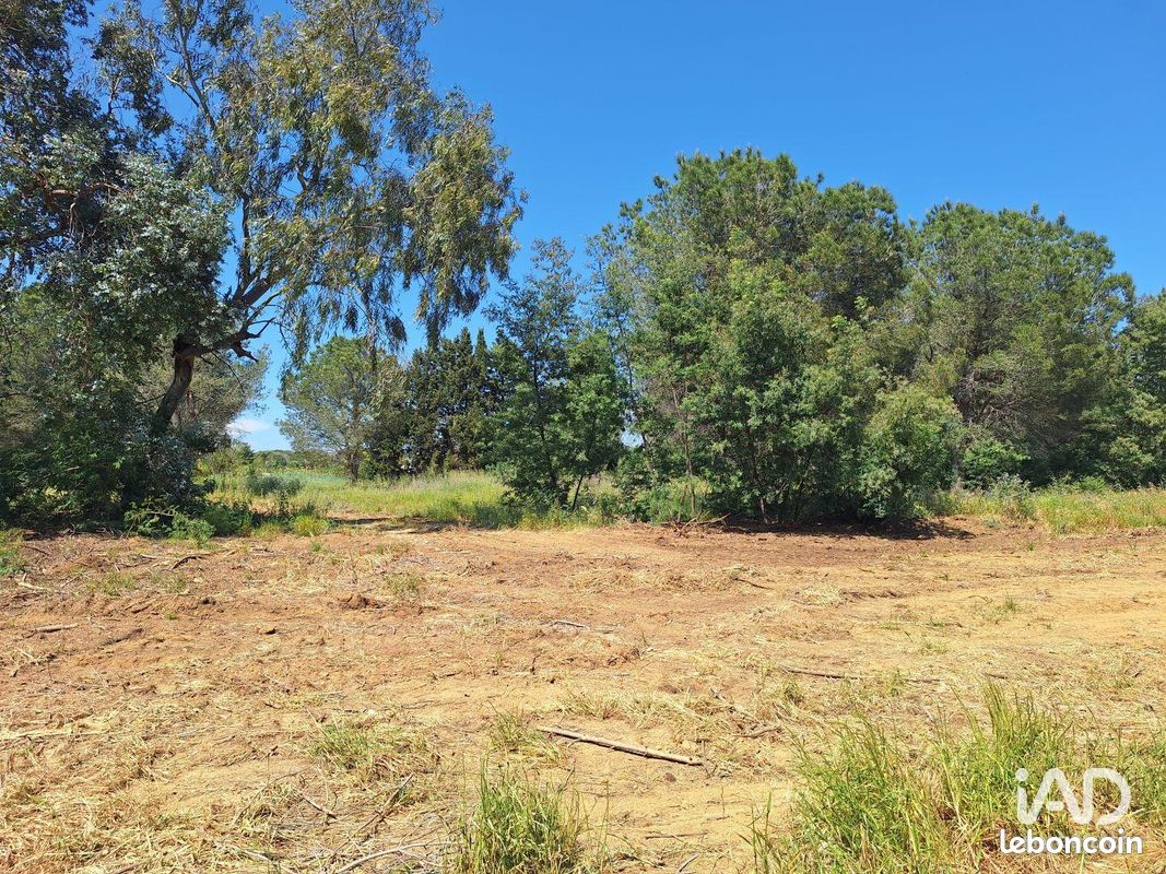 Terrain 2200 m² · à Elne · 2 200 m² · 305 000 €