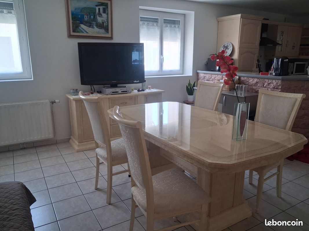 Vend salle a manger (image 5)