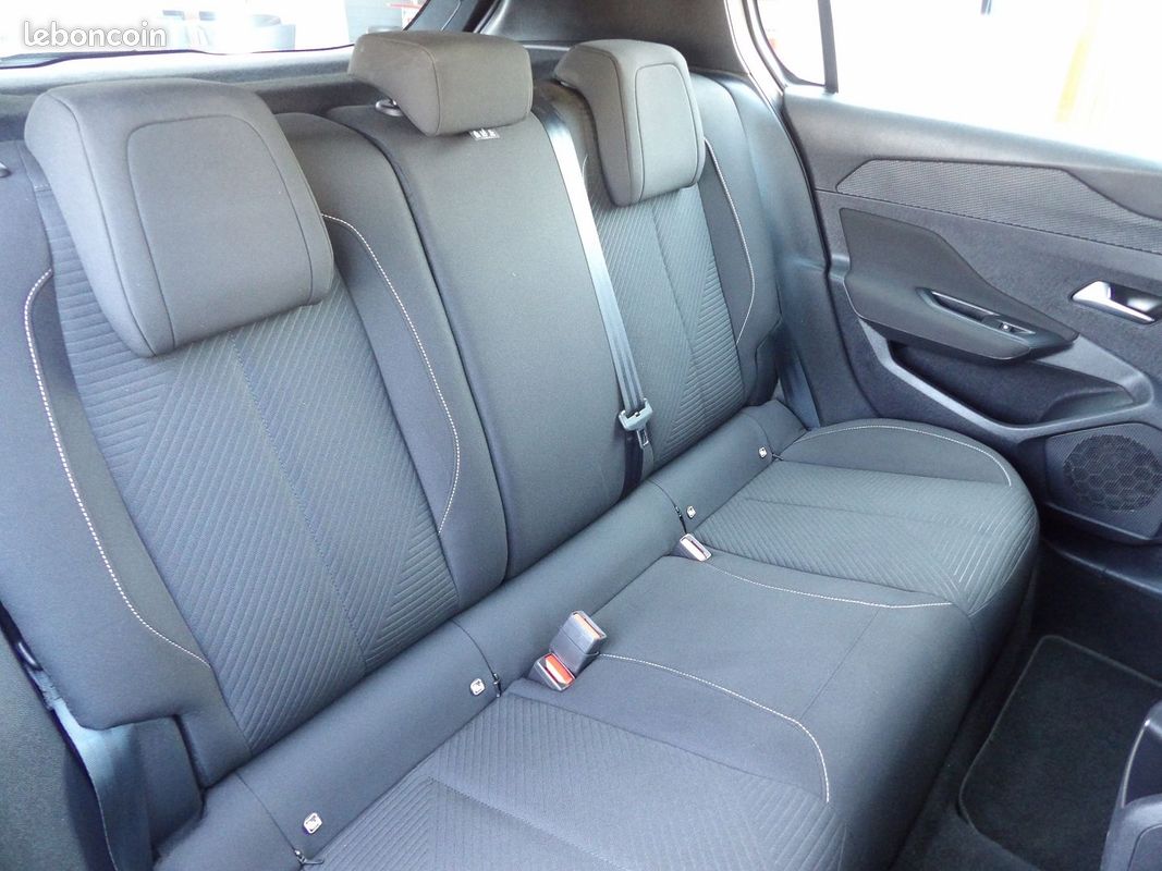 Peugeot 308 1.5 BLUEHDI 130CH S&S ACTIVE PACK EAT8 (image 4)