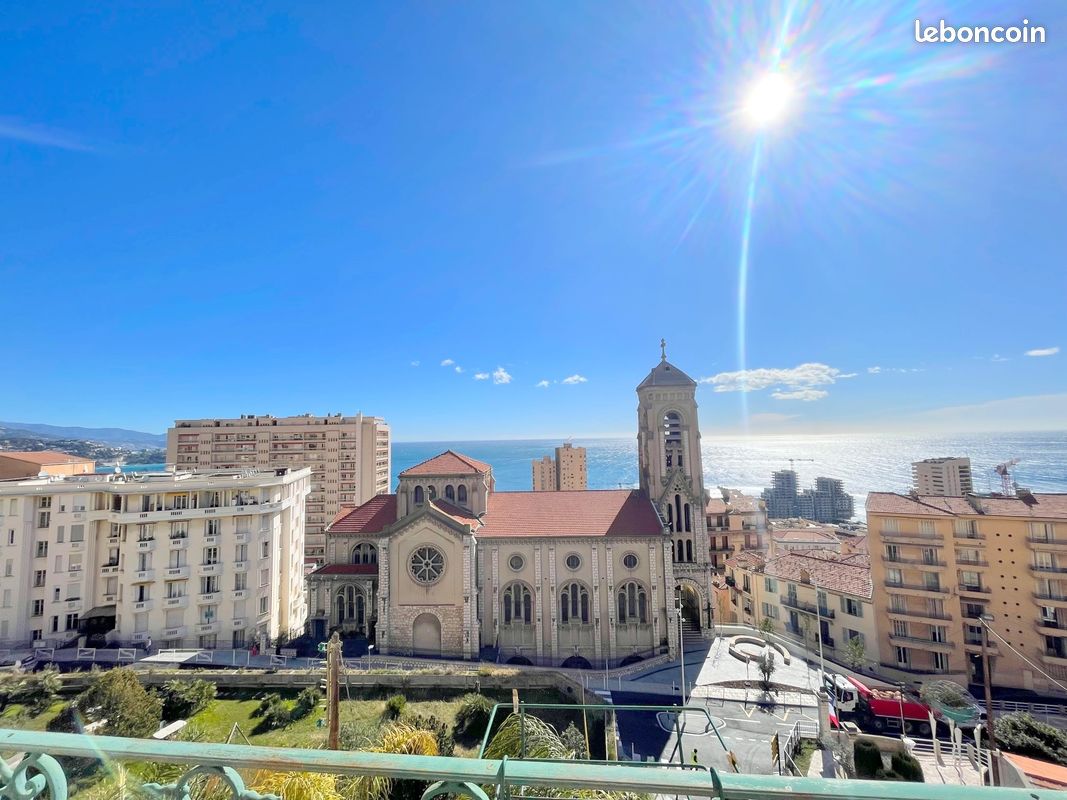 Appartement 2 pièces 37 m² · à Beausoleil · 37 m² · 1 060 €/mois