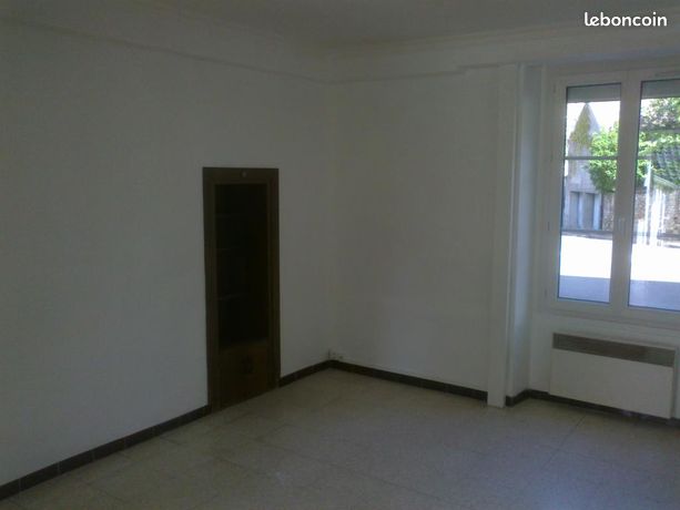 Studio 1 pièce 30 m²
