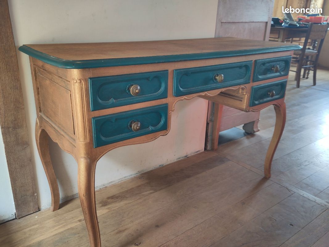 Bureau à tiroirs (image 1)