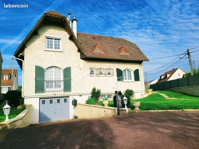 Maison 6 pièces 140 m² · à Marolles-en-Hurepoix · 140 m² · 397 000 €