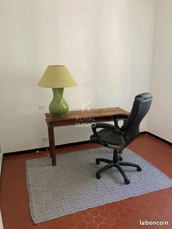 https://img.leboncoin.fr/api/v1/lbcpb1/images/8b/63/18/8b6318798a060550bc99779c67b31be528839ef8.jpg?rule=ad-image