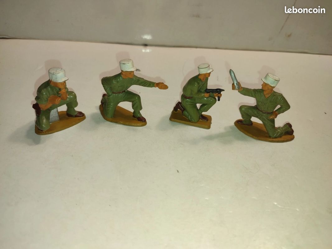 Lot Figurines Militaires Starlux