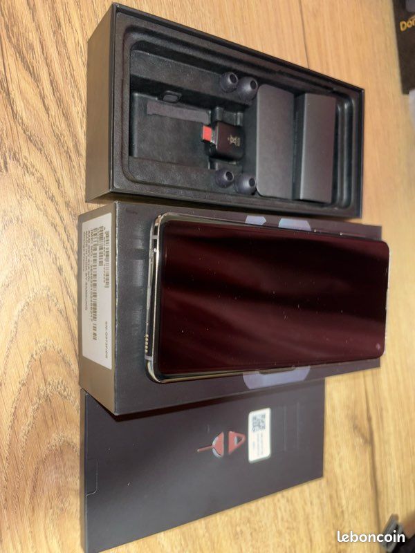 Samsung s10 (image 3)