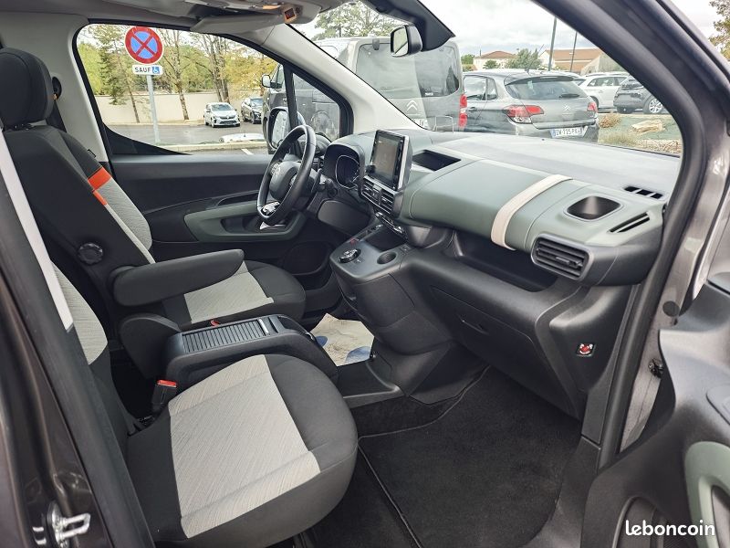 Citroën Berlingo III 1.5 BLUEHDI S&S - 130 BV EAT8 M SHINE (image 22)