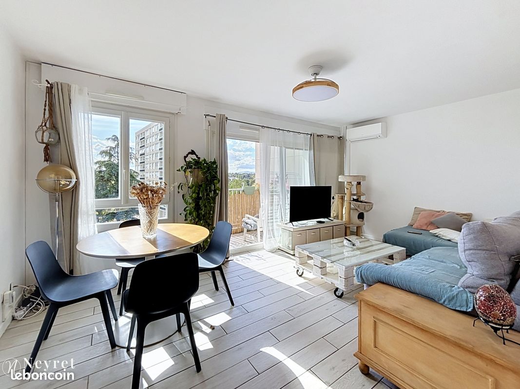 Appartement 3 pièces 69 m² · à Oullins-Pierre-Bénite · 69 m² · 198 000 €