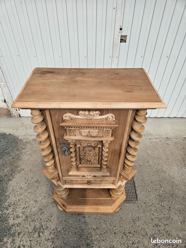 Cabinet de style Renaissance à décor religieux – XIXe siècle (image 4)