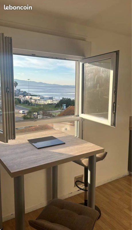 Appartement 2 pièces 50 m² · à Ajaccio · 50 m² · 750 €