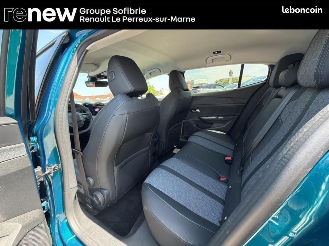 Peugeot 408 PHEV 225 e-EAT8 Allure Pack (image 27)