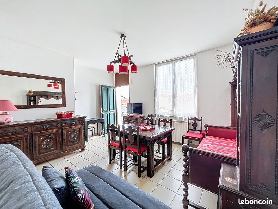 Location meublée étudiante Spacieux T2 avec extérieur Biarritz - Biarritz 64200 (image 2)