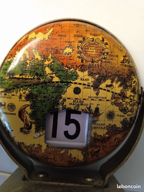 231 mille Images et Photos de Calendriers et horloges Libres de Droits