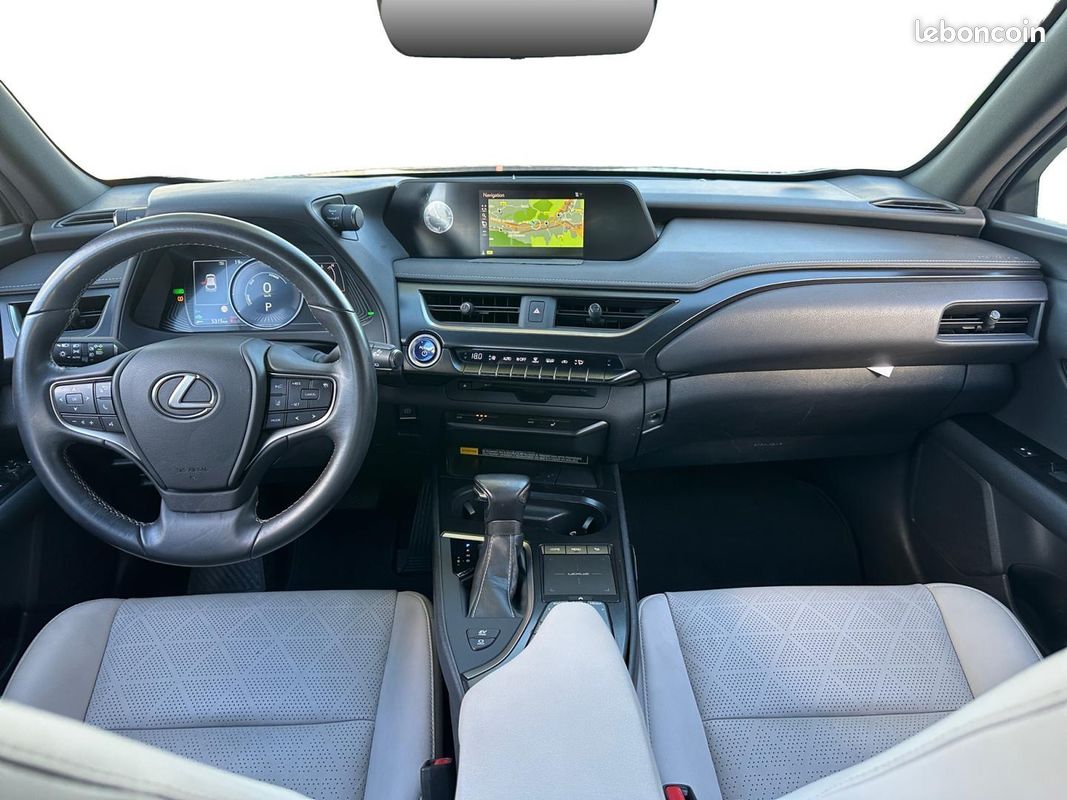 Lexus UX 250h 2WD Luxe MY19 (image 13)