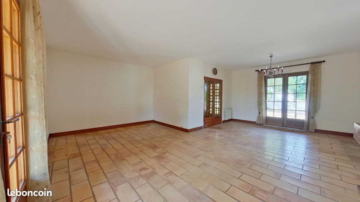 Maison 3 pièces 106 m² · à Buxerolles · 106 m² · 870 €