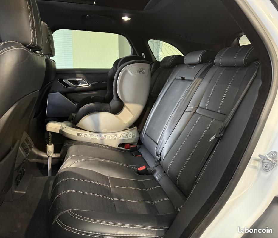 Land Rover Range Rover Velar (L560) 2.0D 240ch R-Dynamic AWD BVA (image 30)