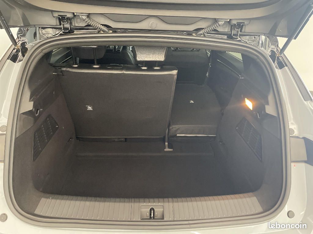 Renault Mégane E-TECH EV60 220 ch super charge Techno (image 16)