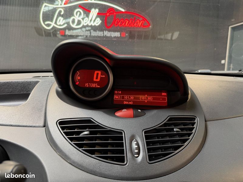 Renault TWINGO II 1.2 LEV 16V 75CH SUMMERTIME ECO² (image 21)