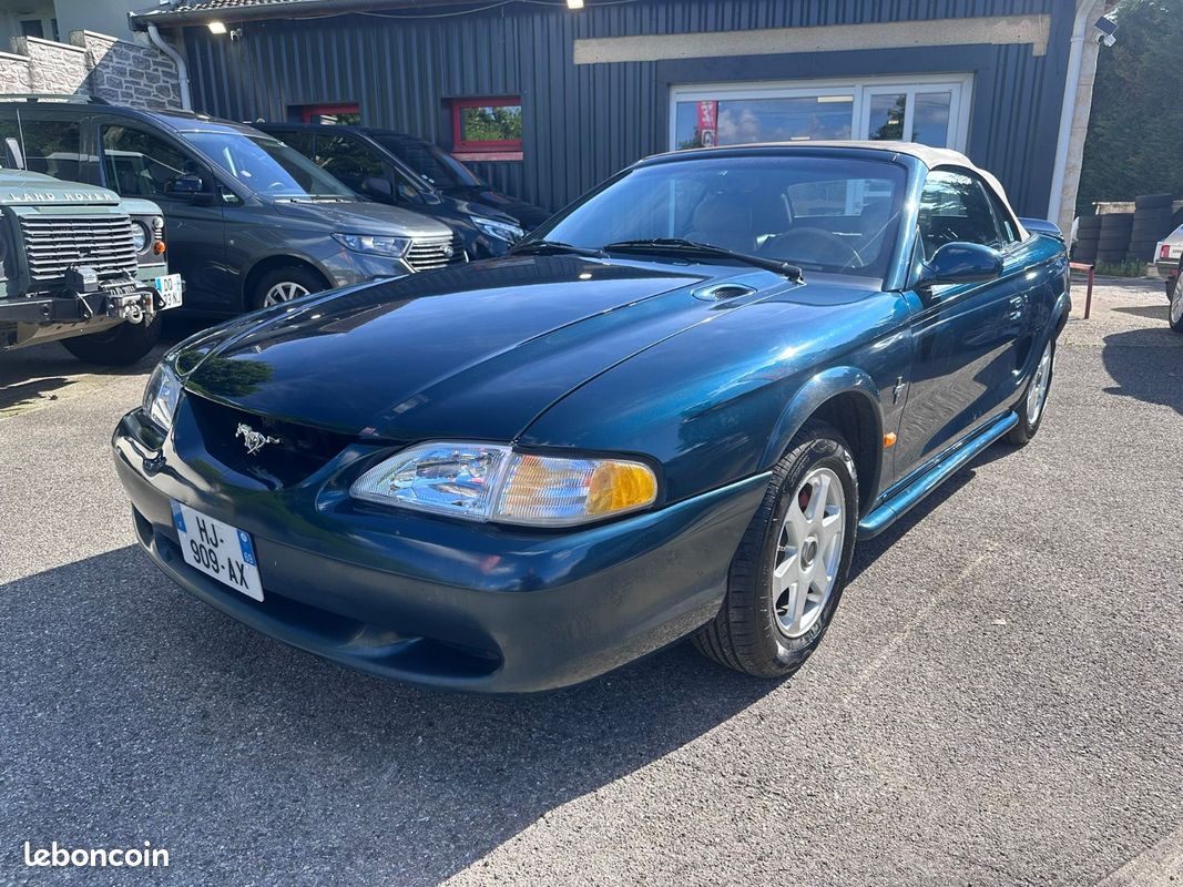 FORD MUSTANG 4 V6 3.8L Cabriolet 142cv (image 13)