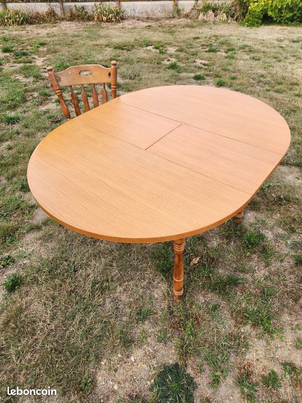 Table ovale (image 2)