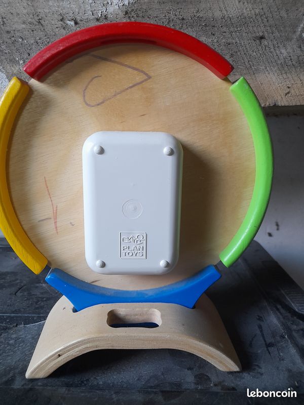 J'apprends l'heure, Horloge éducative en bois - Plan Toys - Jeu Educatif - (image 3)
