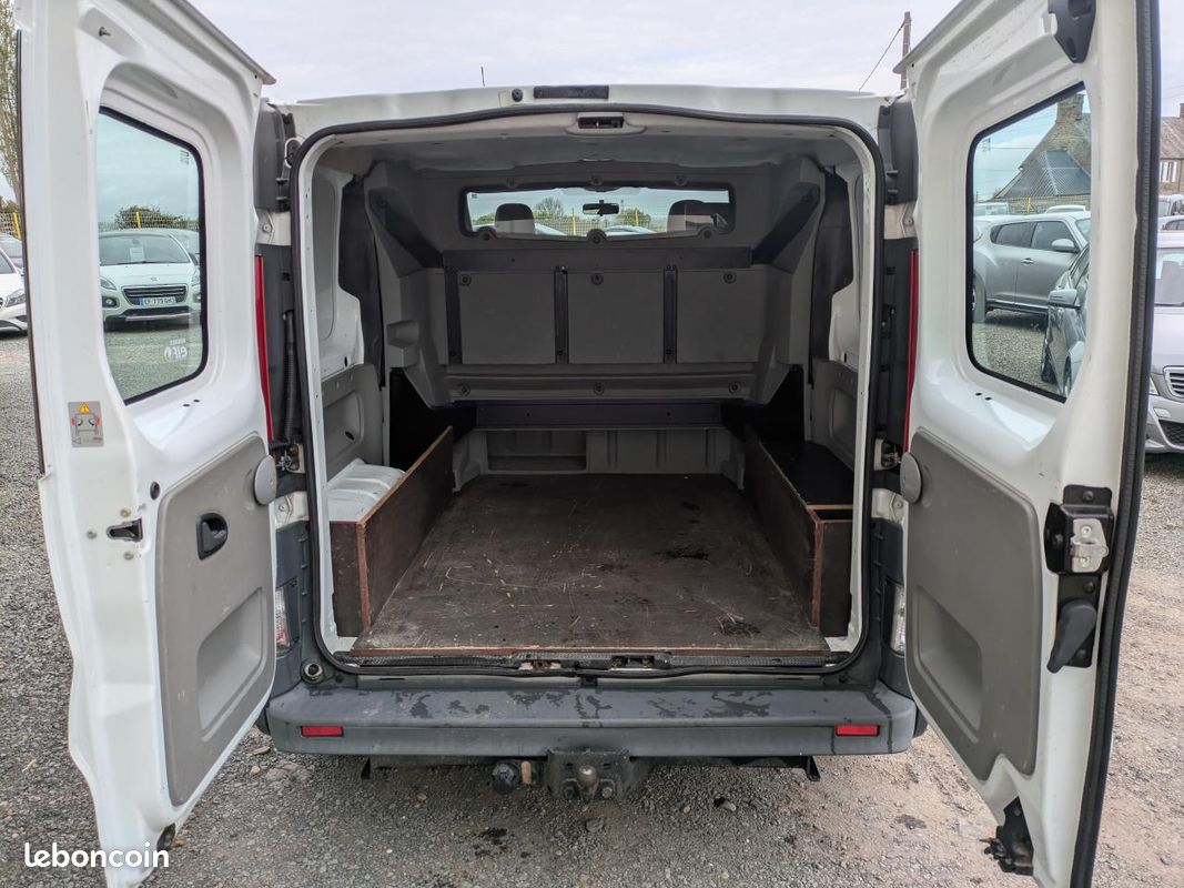Renault trafic ii l1h1 double cabine 2.0 dci 90ch 5 places bvm6 (image 5)
